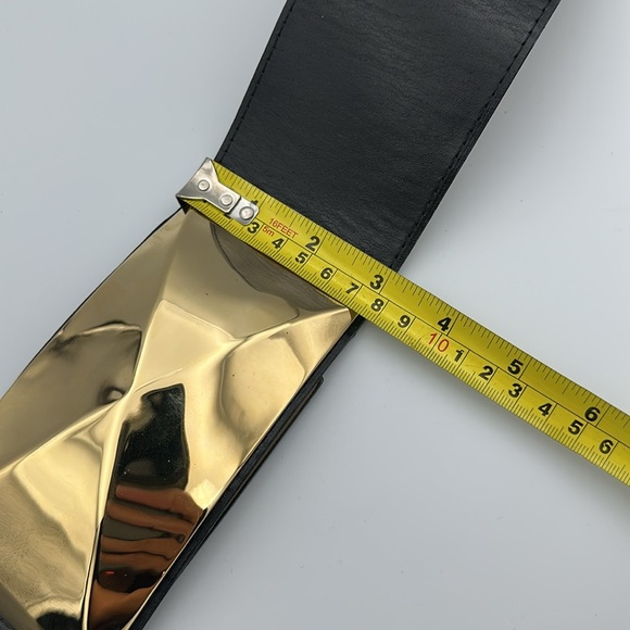 St. John Ladies Leather Belt Wide Large Gold Buckle SzSmall - Picture 11 of 14